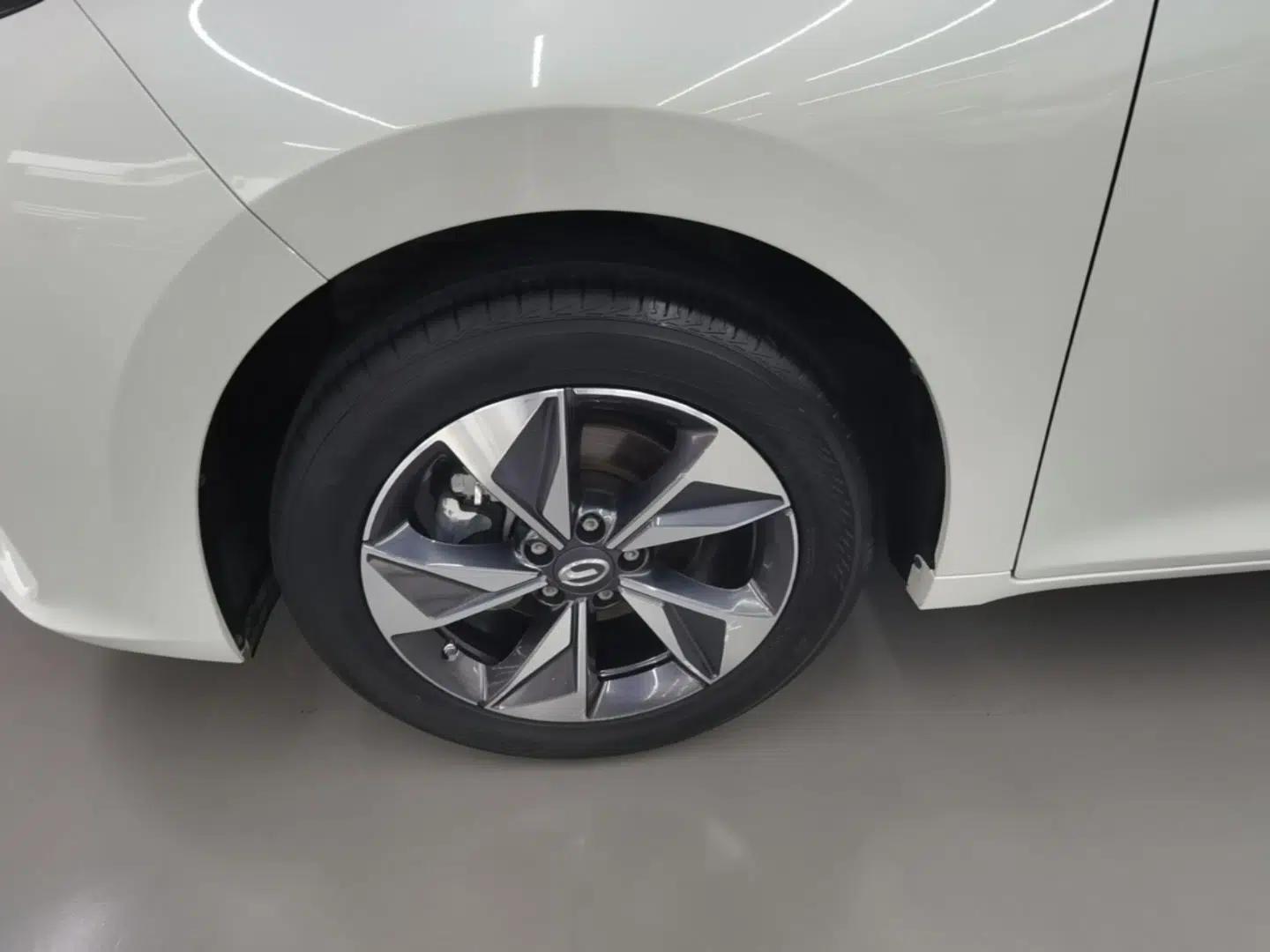 GAC Trumpchi M6 2023 PRO 270T DCT Luxury Edition — миниатюра 10