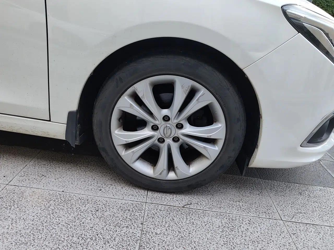 GAC Trumpchi GA6 2016 235T DCT Elite Edition — миниатюра 8