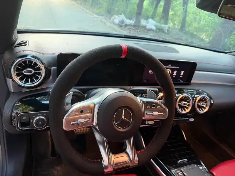 2022 Mercedes-Benz A-Class AMG A 35 L 4MATIC — миниатюра 13