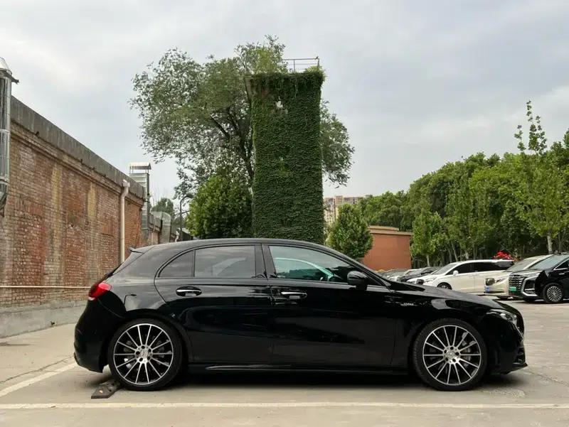 2022 Mercedes-Benz A-Class AMG A 35 L 4MATIC — миниатюра 4