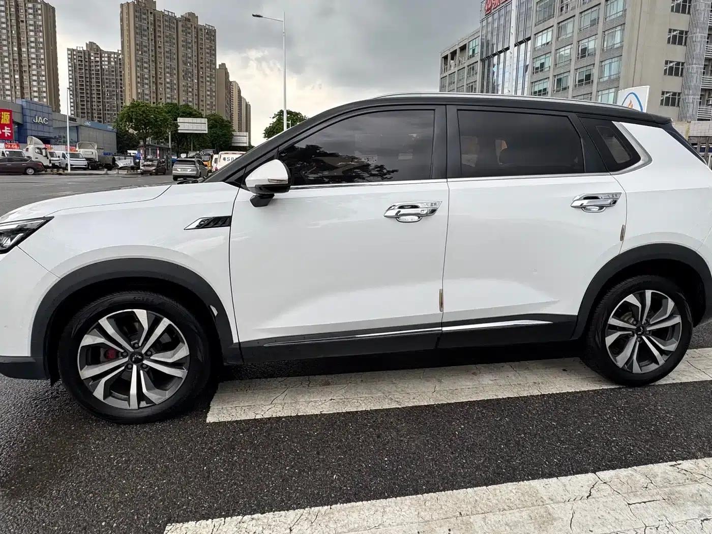 Wuling Xingchen 2021 1.5T CVT Star Edition — миниатюра 19