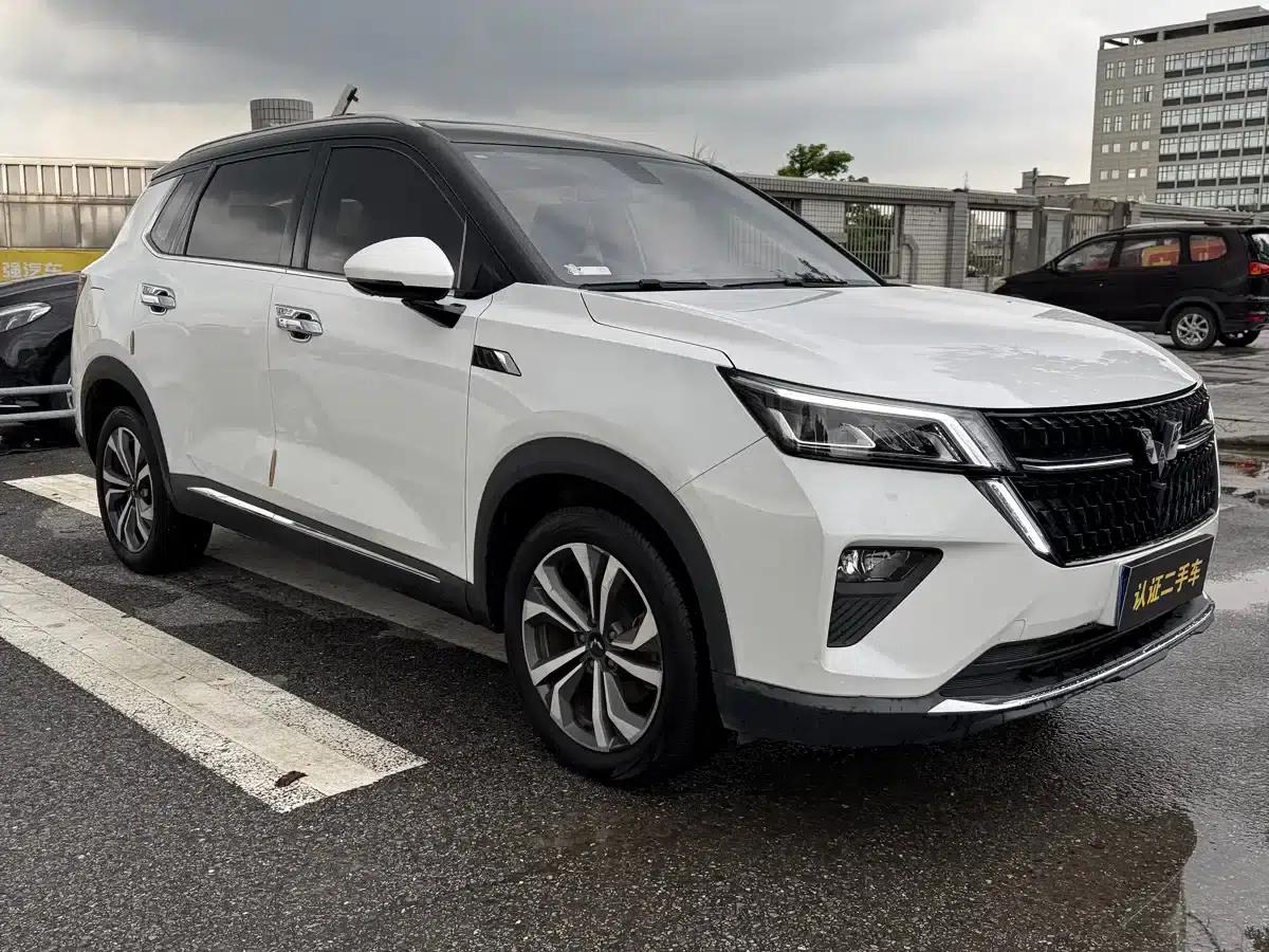 Wuling Xingchen 2021 1.5T CVT Star Edition — миниатюра 3
