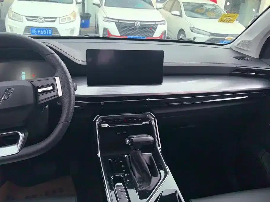 Wuling Xingchen 2021 1.5T CVT Star Edition — миниатюра 13