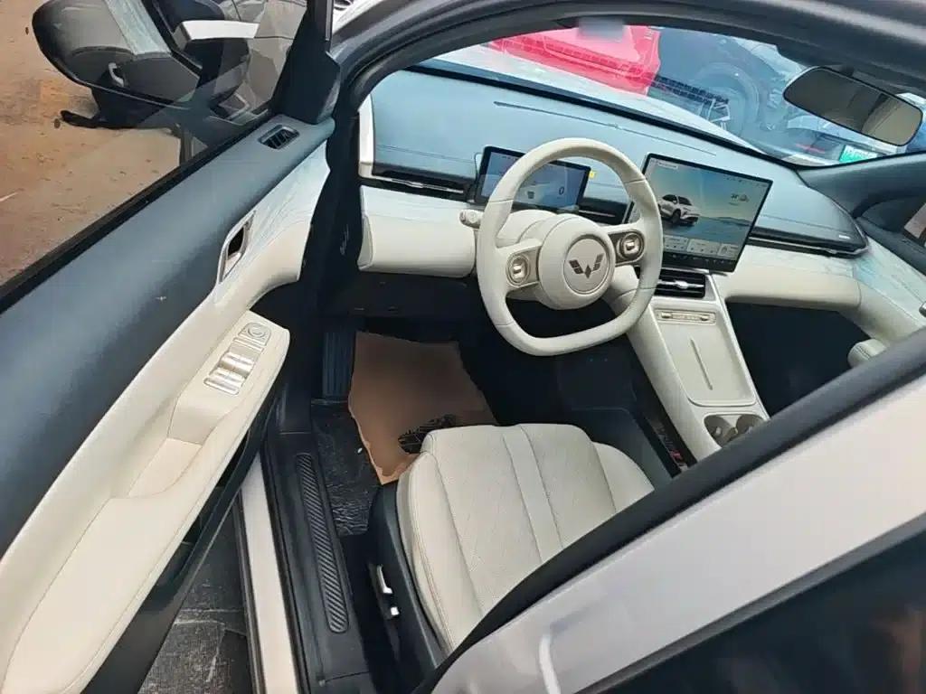 Wuling Xingguang S 2024 Model 130km Navigator Edition — миниатюра 16