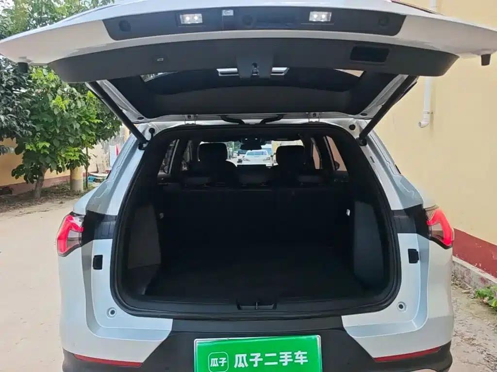 Wuling Xingguang S 2024 Model 130km Flagship Edition — миниатюра 19