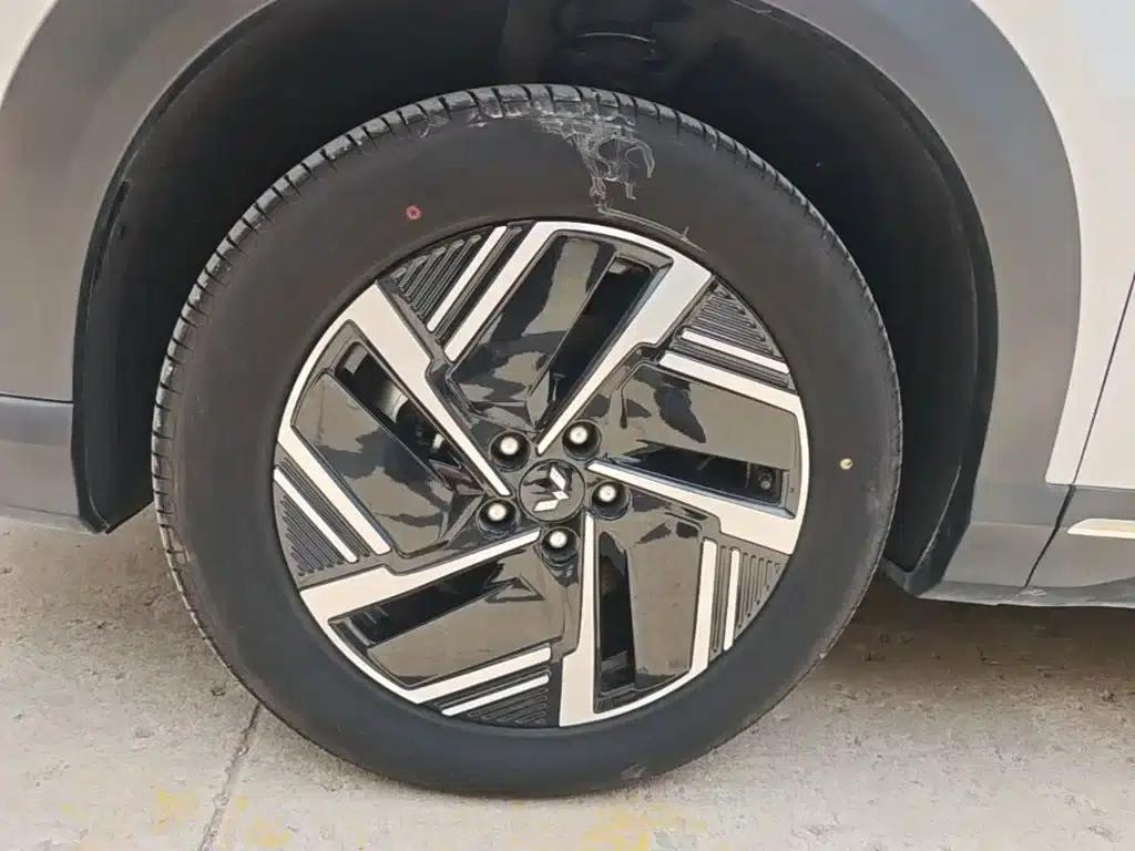 Wuling Xingguang S 2024 Model 130km Flagship Edition — миниатюра 23