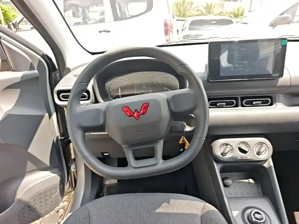 Wuling Hongguang New Energy 2025 Range-Extended Hybrid 50km Comfort Model — миниатюра 11