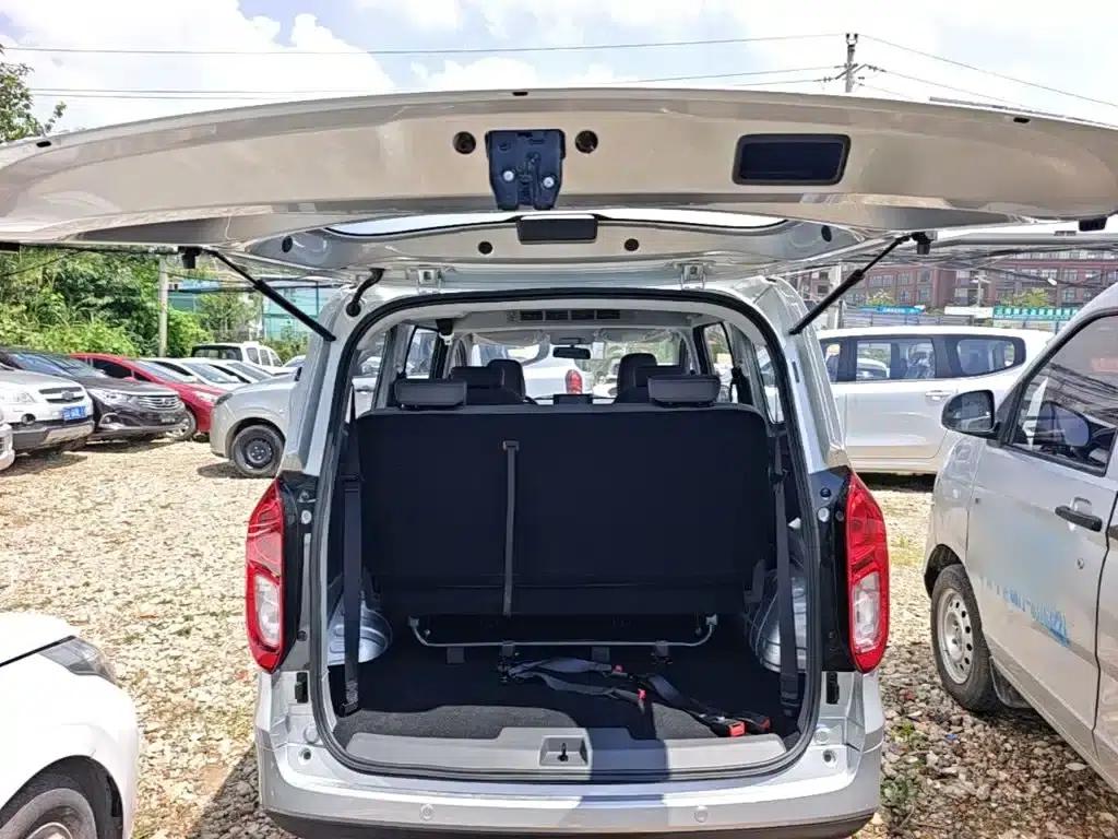 Wuling Hongguang New Energy 2025 Range-Extended Hybrid 50km Comfort Model — миниатюра 19