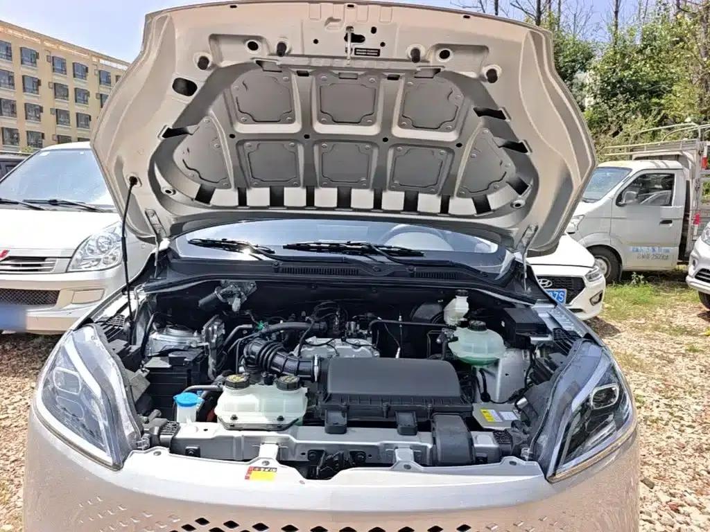 Wuling Hongguang New Energy 2025 Range-Extended Hybrid 50km Comfort Model — миниатюра 20