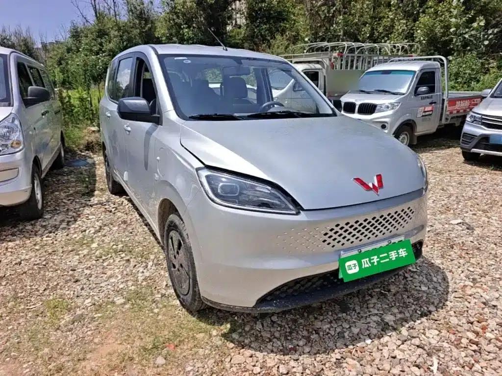 Wuling Hongguang New Energy 2025 Range-Extended Hybrid 50km Comfort Model — миниатюра 4