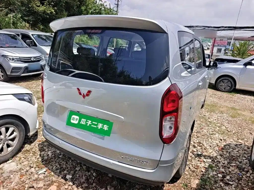 Wuling Hongguang New Energy 2025 Range-Extended Hybrid 50km Comfort Model — миниатюра 7