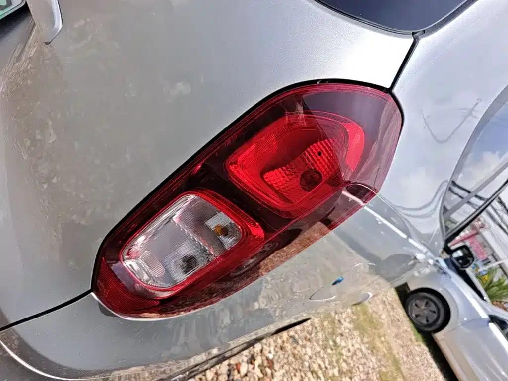 Wuling Hongguang New Energy 2025 Range-Extended Hybrid 50km Comfort Model — миниатюра 8