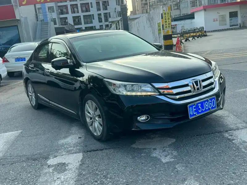 2014 Honda Accord 2.4L EX Luxury Edition — миниатюра 3