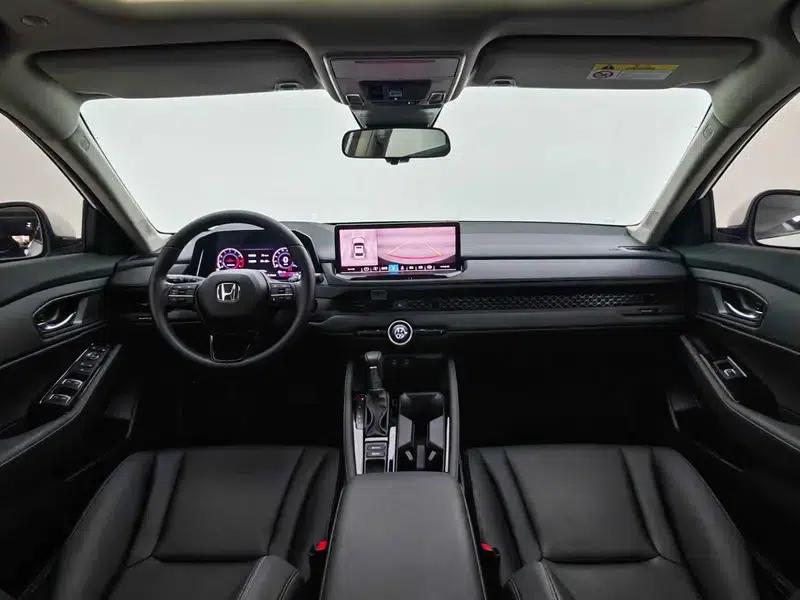 2025 Honda Accord 260TURBO Luxury Edition — миниатюра 14