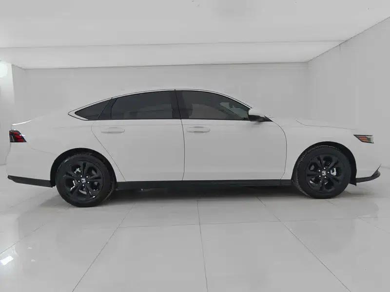 2025 Honda Accord 260TURBO Luxury Edition — миниатюра 8