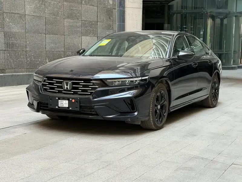 2025 Honda Accord 260TURBO Luxury Edition — миниатюра 1