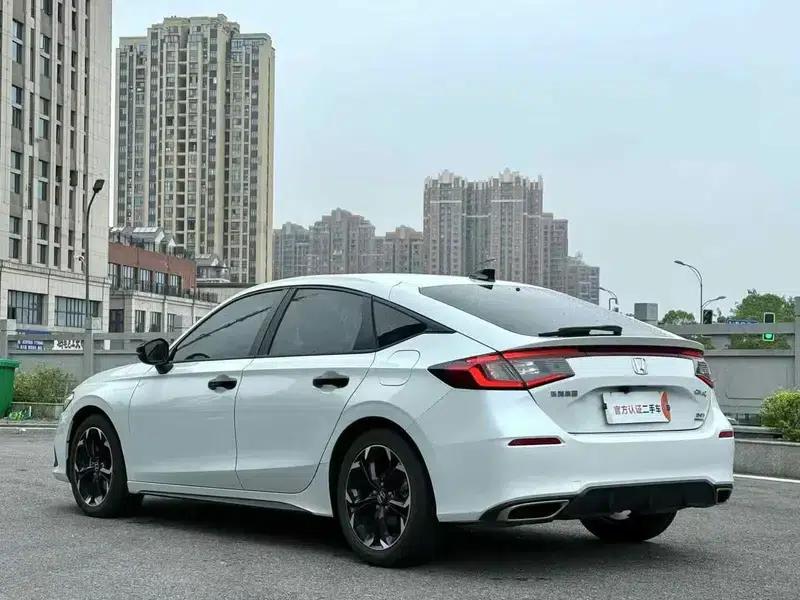 2023 Civic Hatchaback 240TURBO CVT Extreme Edition — миниатюра 4