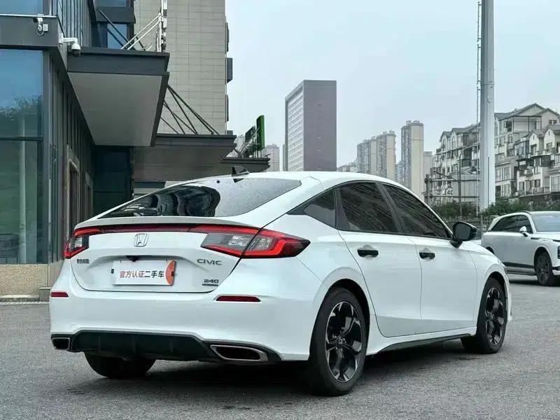 2023 Civic Hatchaback 240TURBO CVT Extreme Edition — миниатюра 6