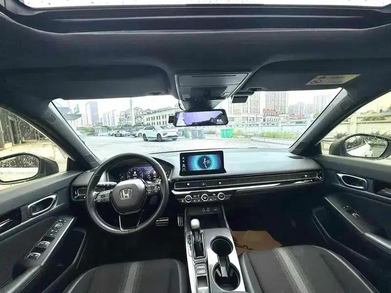 2023 Civic Hatchaback 240TURBO CVT Extreme Edition — миниатюра 7