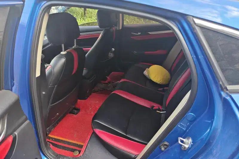 2016 Civic 220TURBO CVT Luxury Edition — миниатюра 17