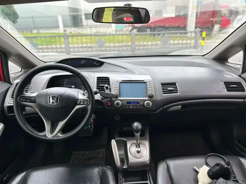 2009 Civic 1.8L Automatic Luxury Edition — миниатюра 6
