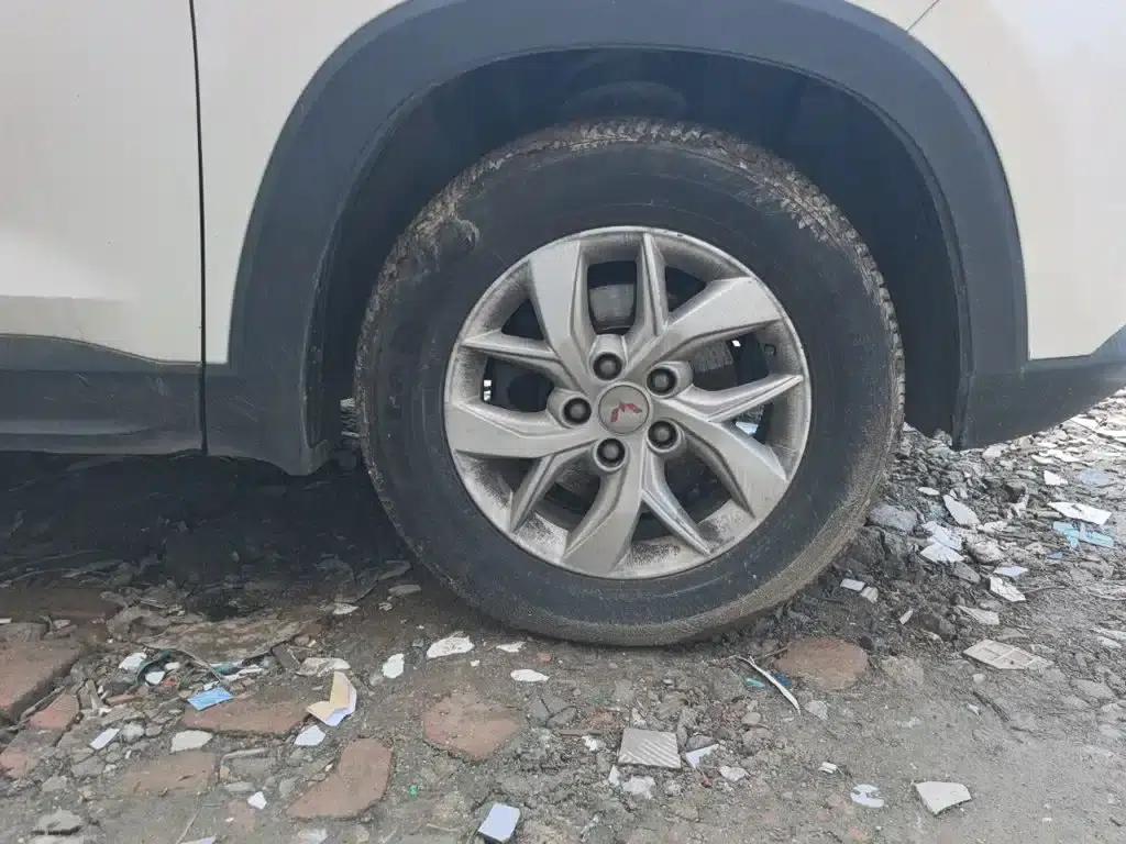 Wuling Hongguang S3 2018 1.5L Manual Standard Model (National V Emission Standard) — миниатюра 23