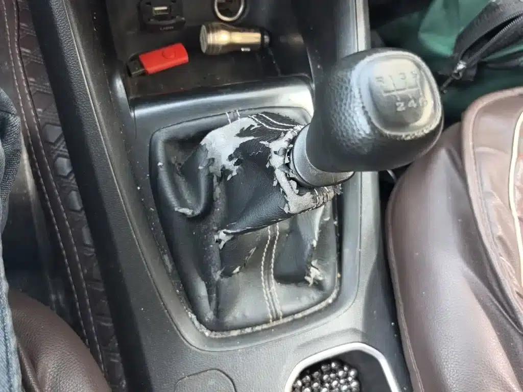 Wuling Hongguang S3 2018 1.5L Manual Standard Model (National V Emission Standard) — миниатюра 7