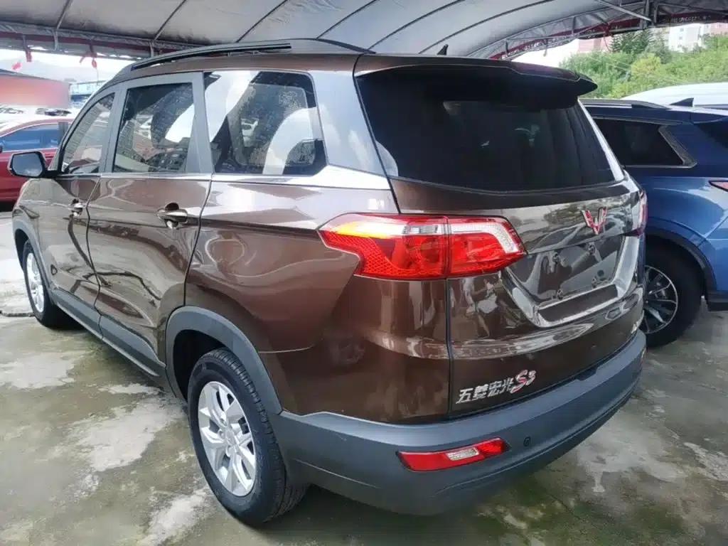 Wuling Hongguang S3 2019 1.5L Manual Comfort Model (National VI Emission Standard) — миниатюра 5