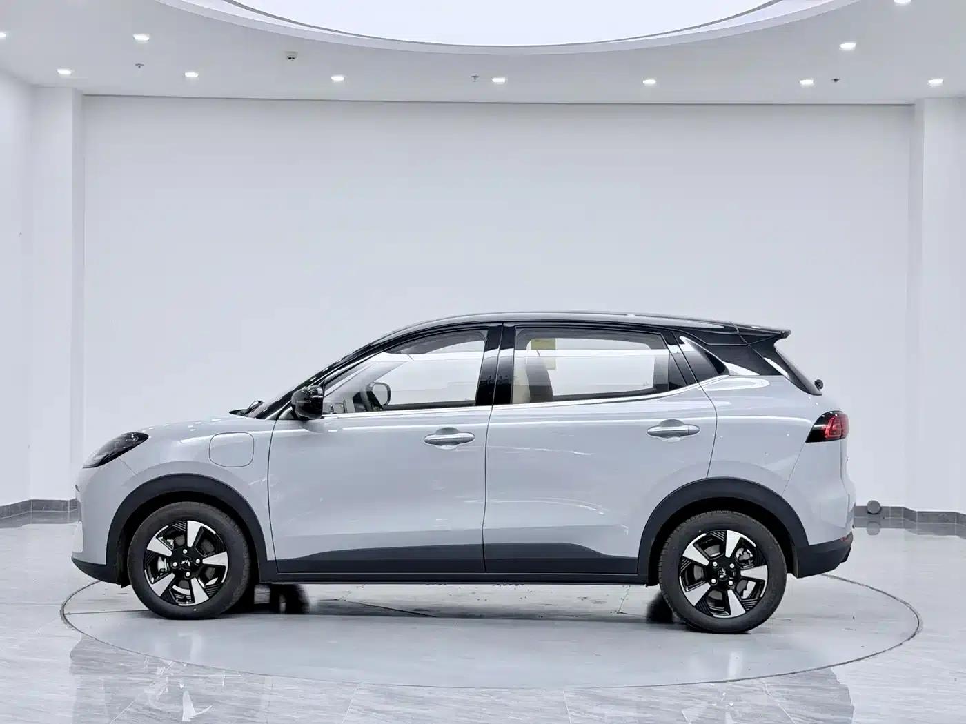 Wuling Bingo PLUS 2024 Model 401km Flagship Edition Four-Seater — миниатюра 5