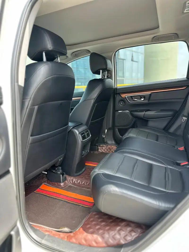 Honda CR-V 2021 240TURBO CVT 2WD Fashion Edition — миниатюра 9