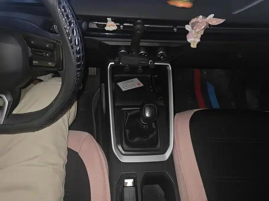 Wuling Xingchi 2022 1.5L Manual Freestyle — миниатюра 16