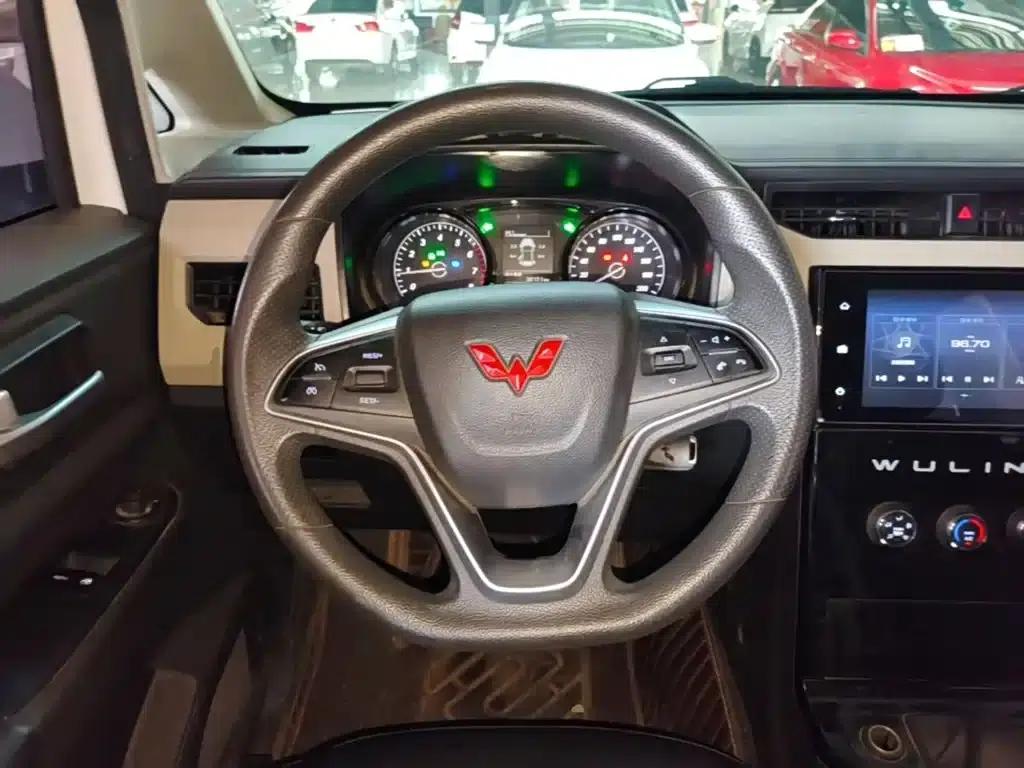 Wuling Journey 2021 1.5T Manual Deluxe Edition — миниатюра 11