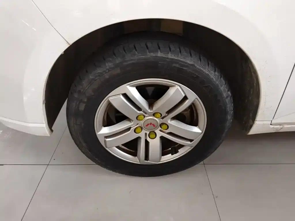 Wuling Journey 2021 1.5T Manual Deluxe Edition — миниатюра 23