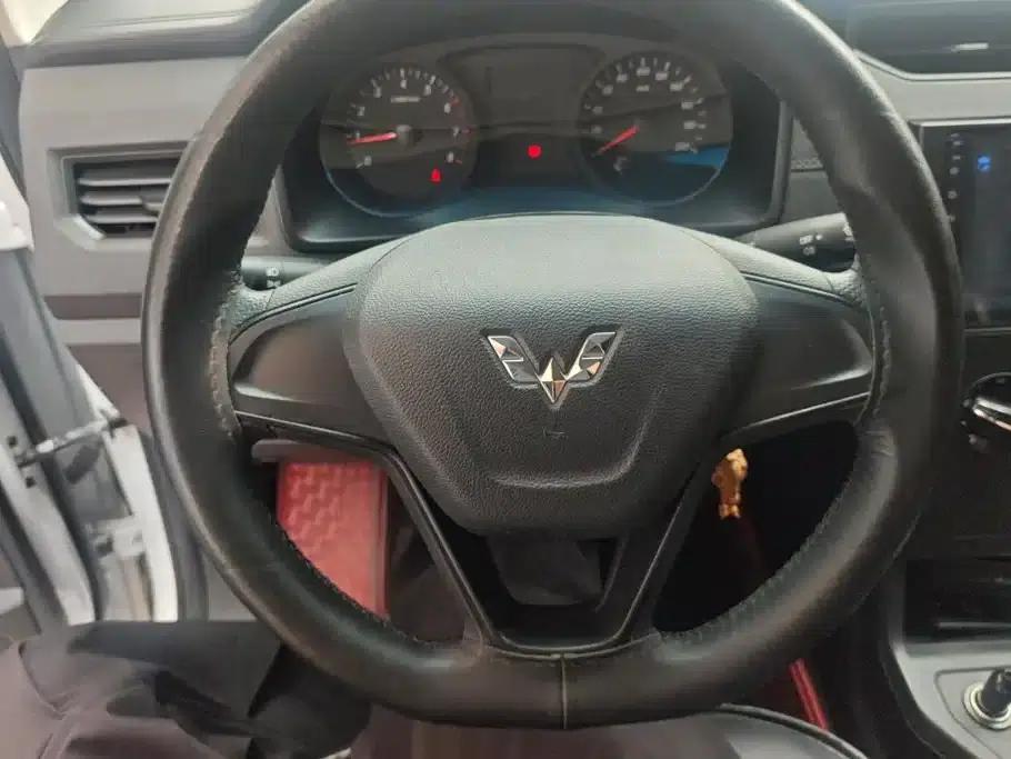 Wuling Hongguang PLUS 2020 1.5L Manual Standard 5-Seater — миниатюра 15