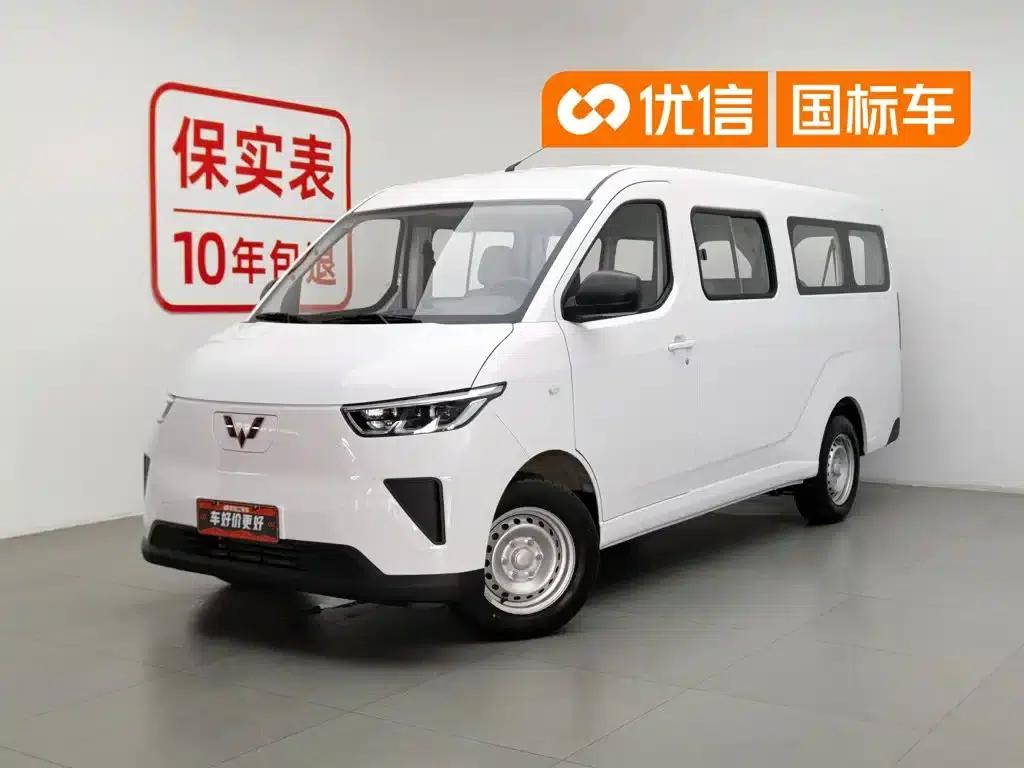 Wuling Yangguang 2024 Model 300km Comfort Bus Version 75kW — миниатюра 1