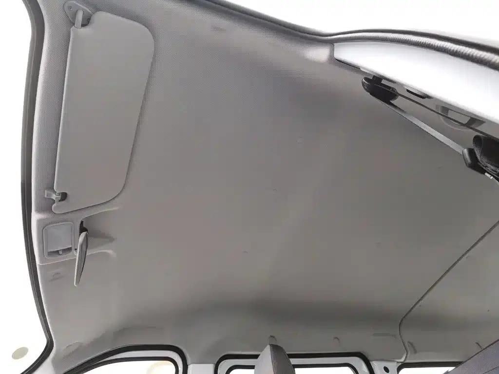 Wuling Yangguang 2024 Model 300km Comfort Bus Version 75kW — миниатюра 14