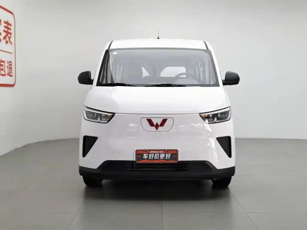 Wuling Yangguang 2024 Model 300km Comfort Bus Version 75kW — миниатюра 3