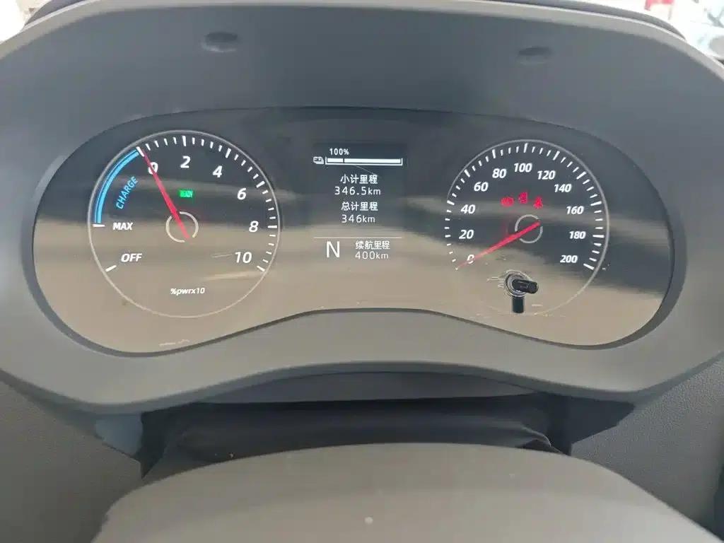 Wuling Yangguang 2025 400km/h Bus Comfort Edition — миниатюра 8