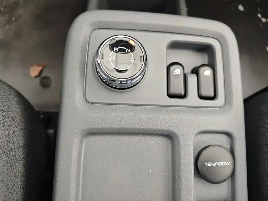 Wuling Yangguang 2025 400km/h Bus Comfort Edition — миниатюра 10