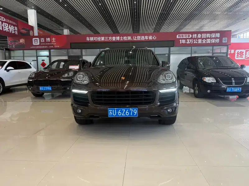 Cayenne 2016 Cayenne Platinum Edition 3.0T — миниатюра 2