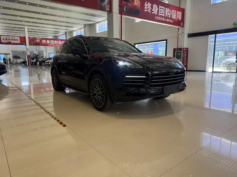 Cayenne 2019 Cayenne 3.0T — миниатюра 2