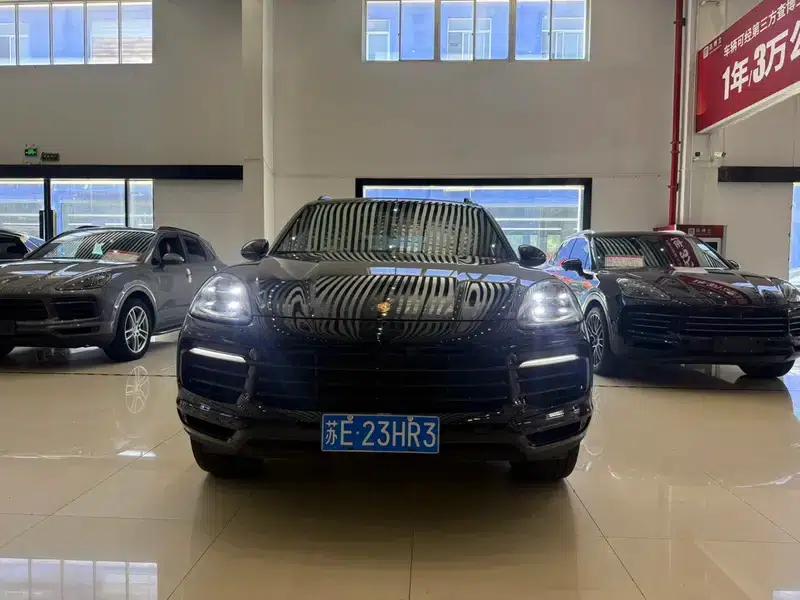 2022 Cayenne 3.0T Platinum Edition — миниатюра 2