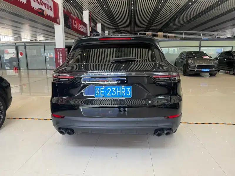 2022 Cayenne 3.0T Platinum Edition — миниатюра 5
