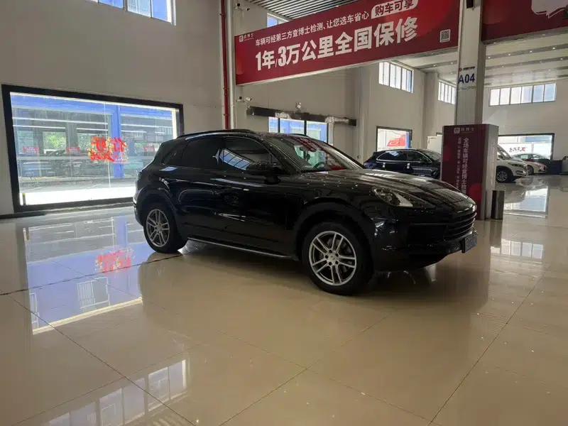 2022 Cayenne 3.0T Platinum Edition — миниатюра 8