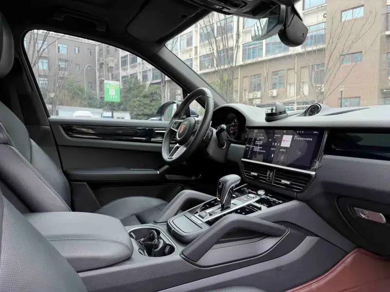 Cayenne 2018 Cayenne 3.0T — миниатюра 18