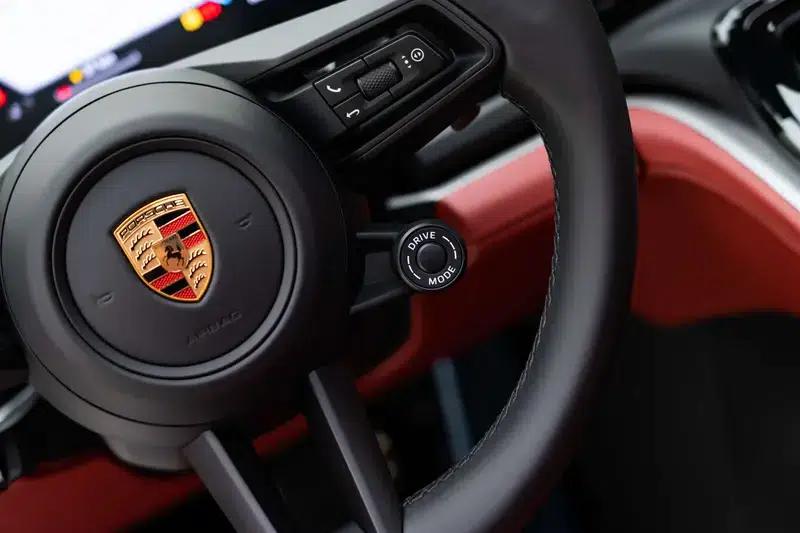 2025 Panamera 2.9T Automatic Rear-Wheel Drive 4-Seat Factory Custom Edition — миниатюра 24