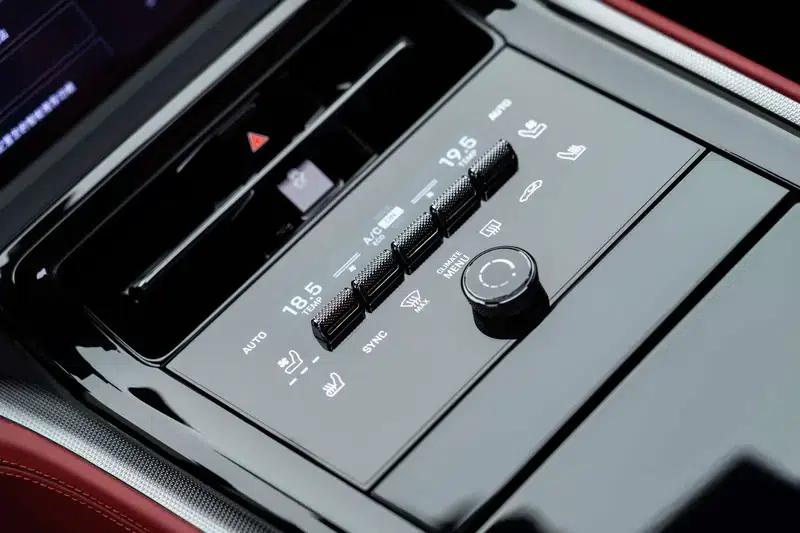 2025 Panamera 2.9T Automatic Rear-Wheel Drive 4-Seat Factory Custom Edition — миниатюра 5