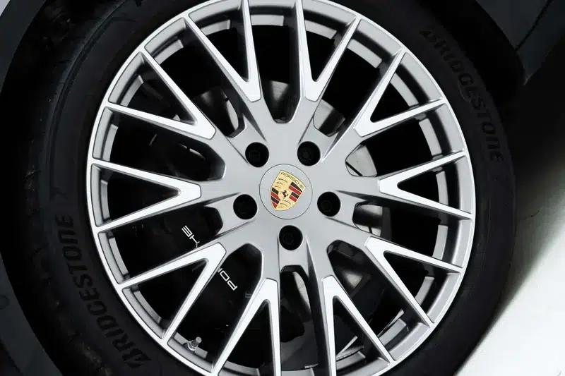 2025 Panamera 2.9T Automatic Rear-Wheel Drive 4-Seat Factory Custom Edition — миниатюра 7