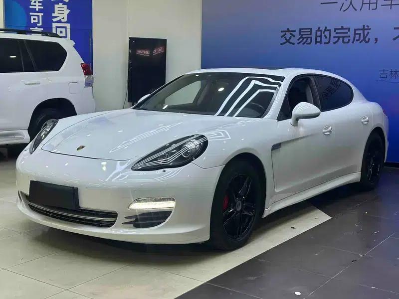 Panamera 2013 Panamera Platinum Edition 3.6L — миниатюра 1