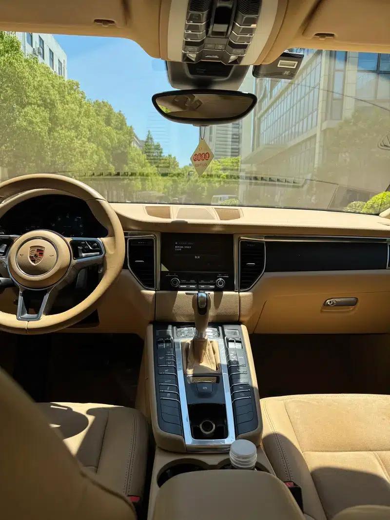 2017 Macan 2.0T — миниатюра 11